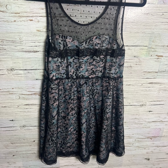 Urban Outfitters kimchi blue lace overlay sheer dress floral size 8 - Picture 6 of 7